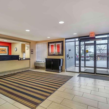 Extended Stay America Suites - Chicago - Lombard - Yorktown Center Eksteriør billede