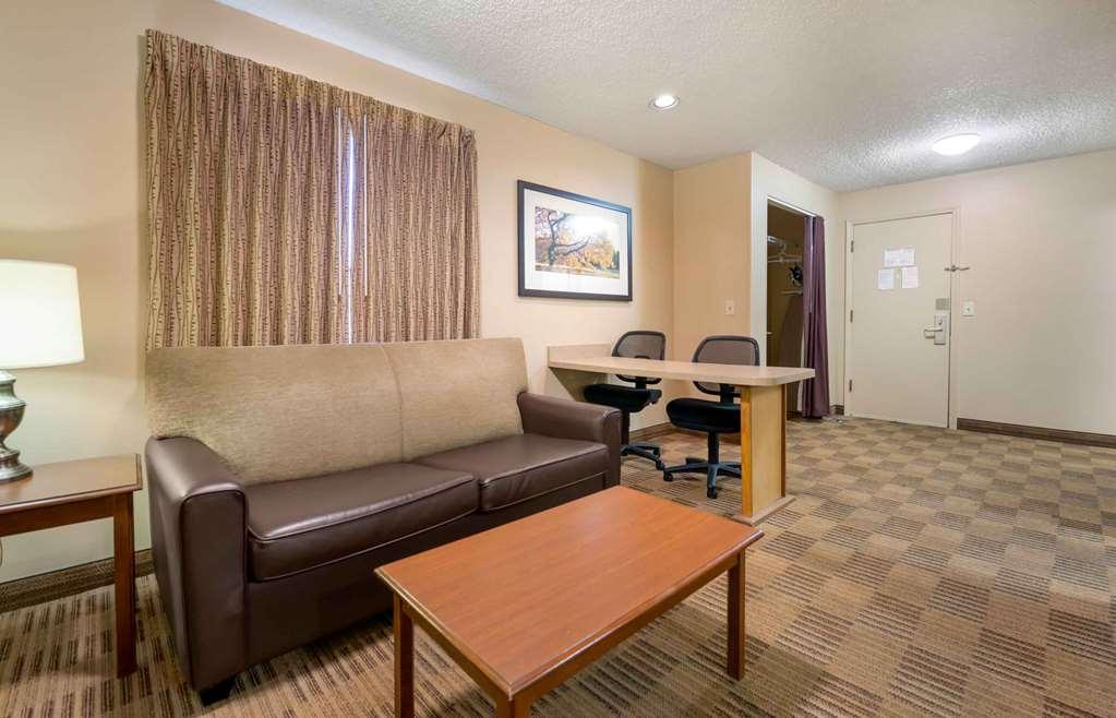Extended Stay America Suites - Chicago - Lombard - Yorktown Center Værelse billede