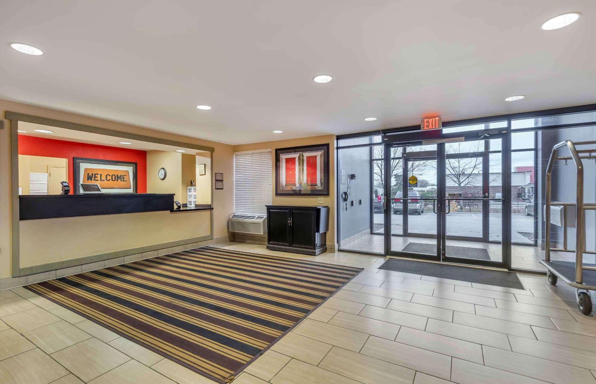 Extended Stay America Suites - Chicago - Lombard - Yorktown Center Eksteriør billede