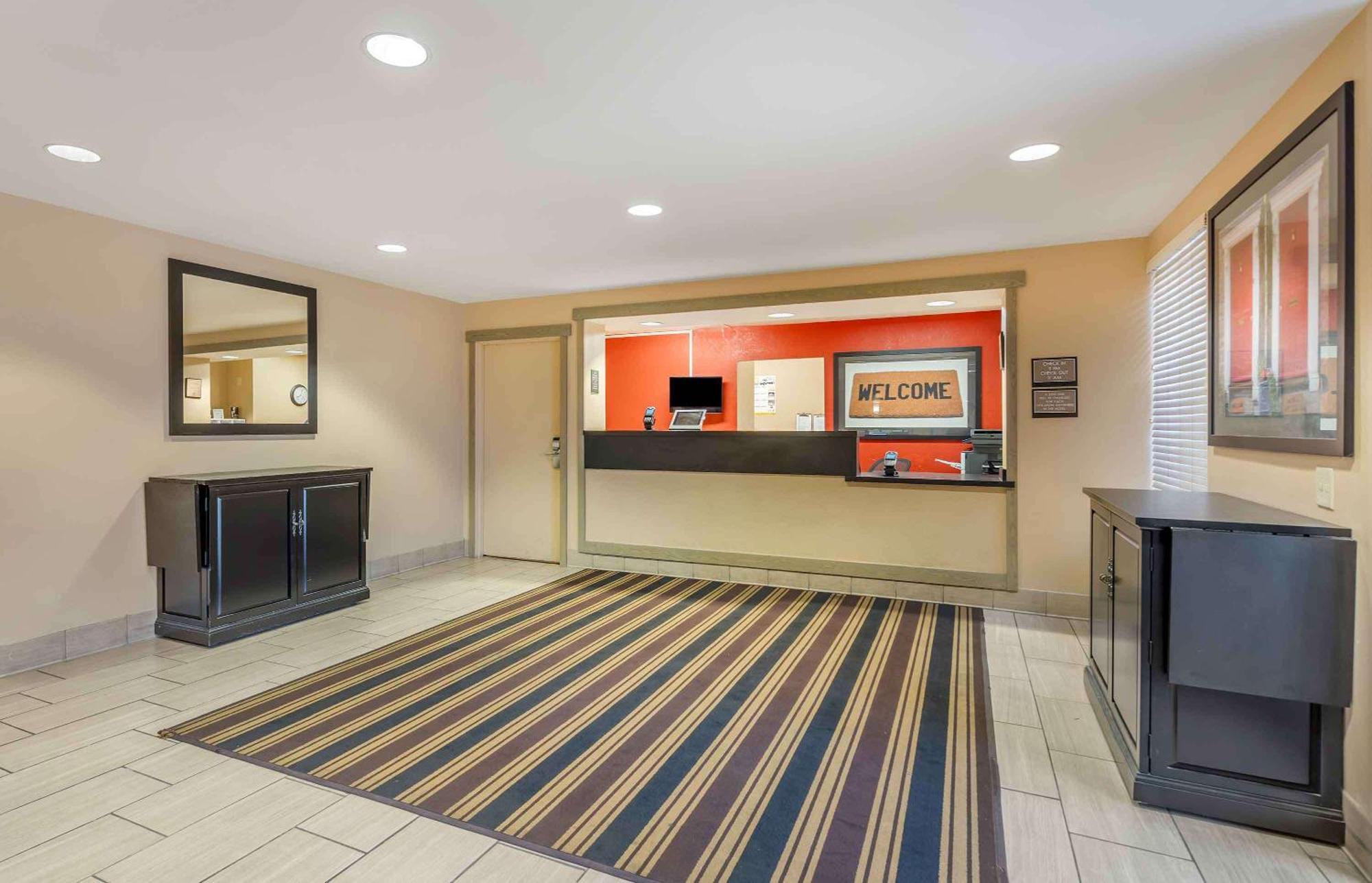 Extended Stay America Suites - Chicago - Lombard - Yorktown Center Eksteriør billede