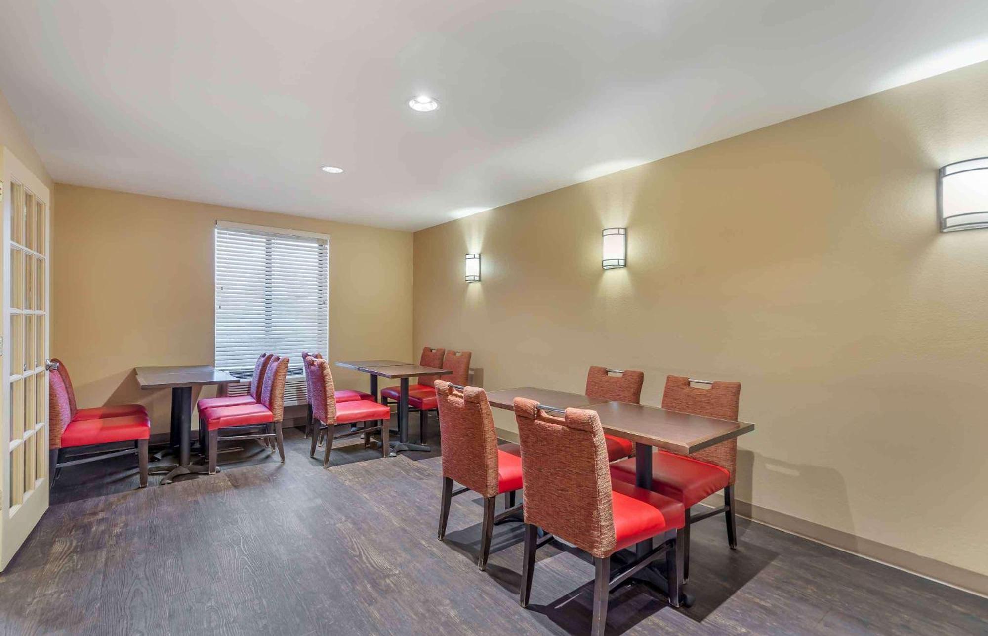 Extended Stay America Suites - Chicago - Lombard - Yorktown Center Eksteriør billede