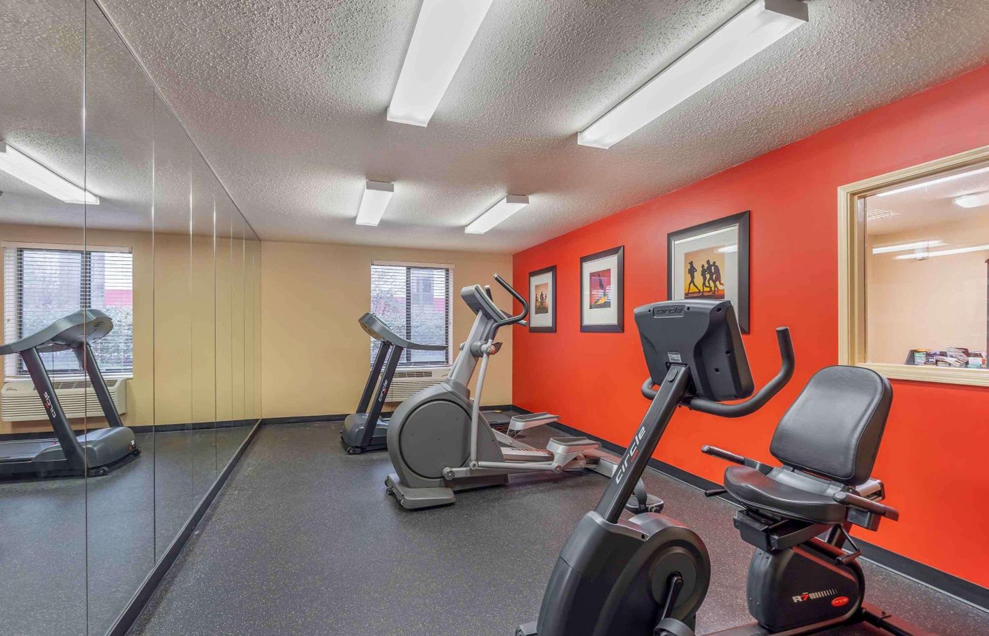 Extended Stay America Suites - Chicago - Lombard - Yorktown Center Eksteriør billede