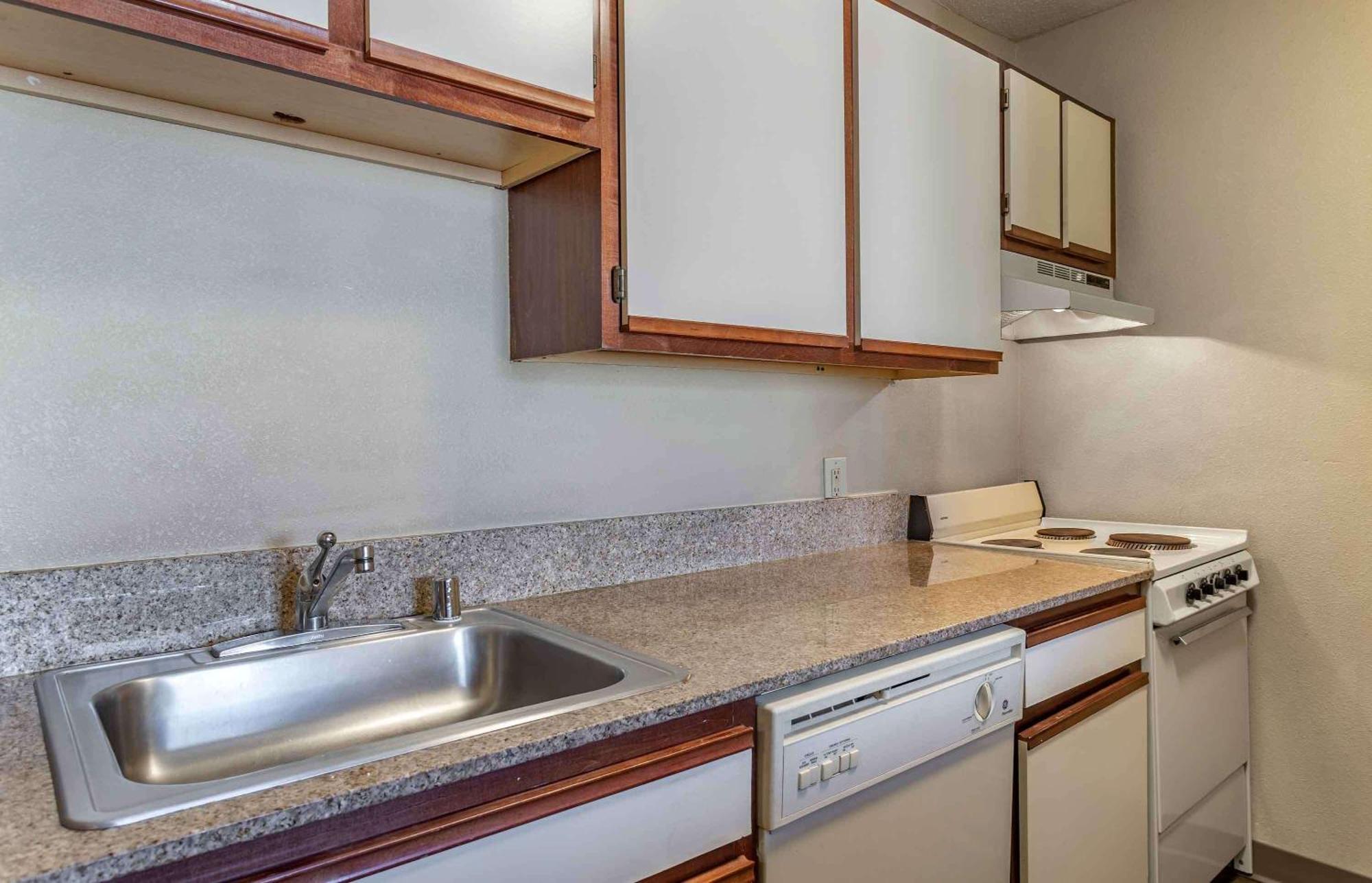 Extended Stay America Suites - Chicago - Lombard - Yorktown Center Eksteriør billede