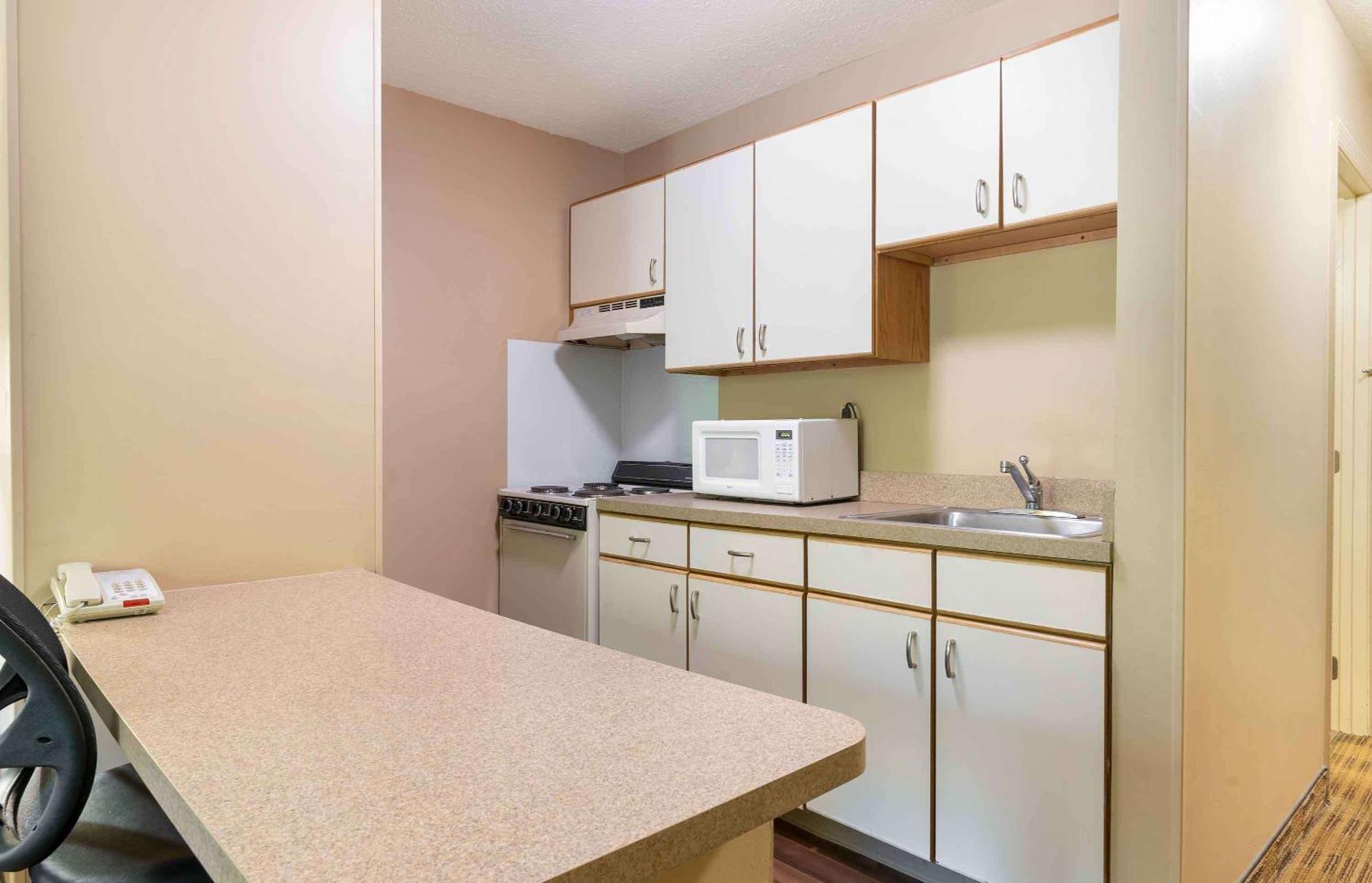 Extended Stay America Suites - Chicago - Lombard - Yorktown Center Eksteriør billede